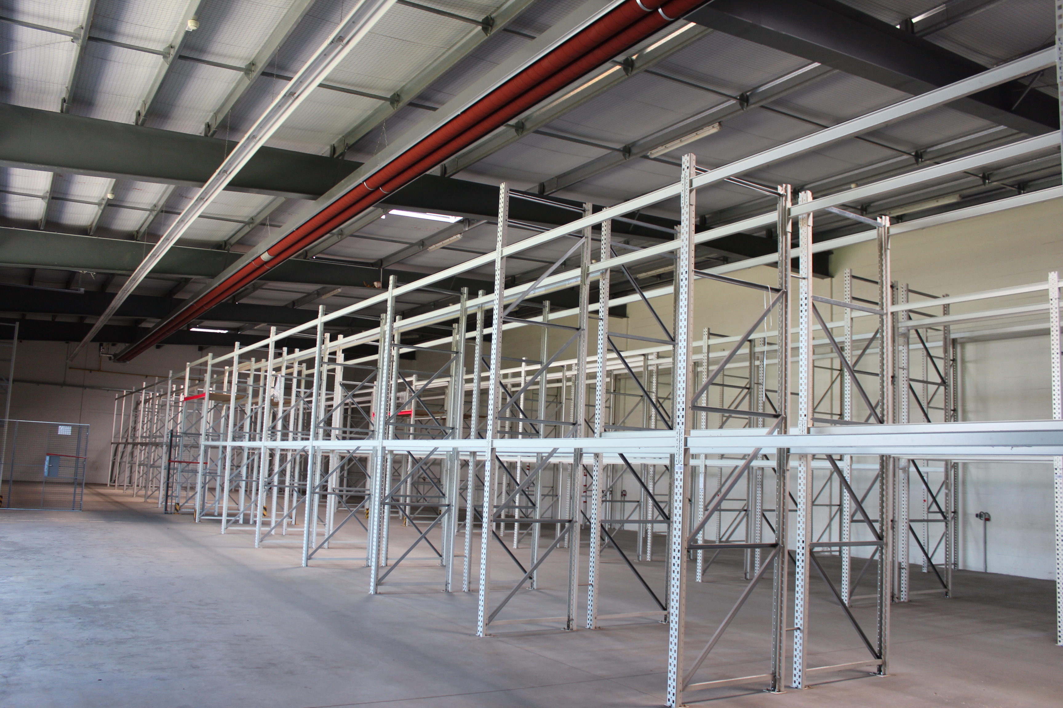 Halle 3 - Lagerhalle Regalsystem 1