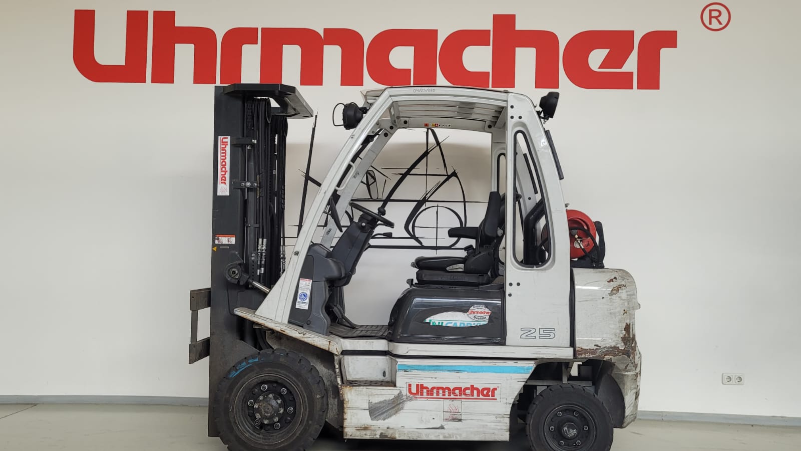 Nissan U1D2A25LQ