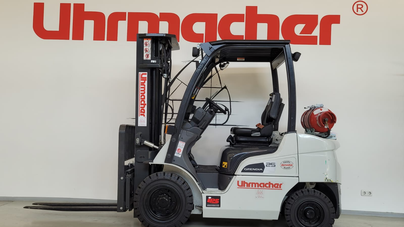 Nissan FG25N